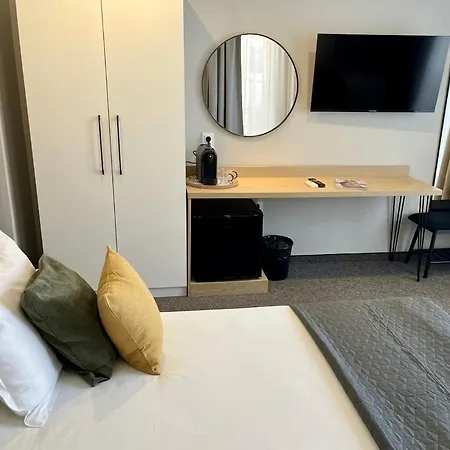 Hotel Briz - Free Parking 2*