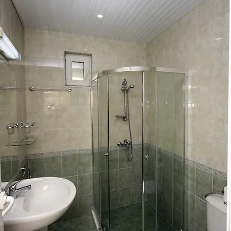 Hotel Briz - Free Parking 2*